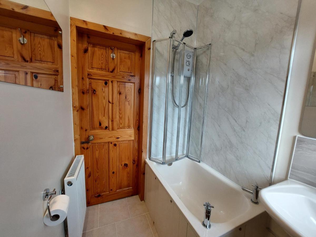 Cosy Flat In Innerleithen Esterno foto