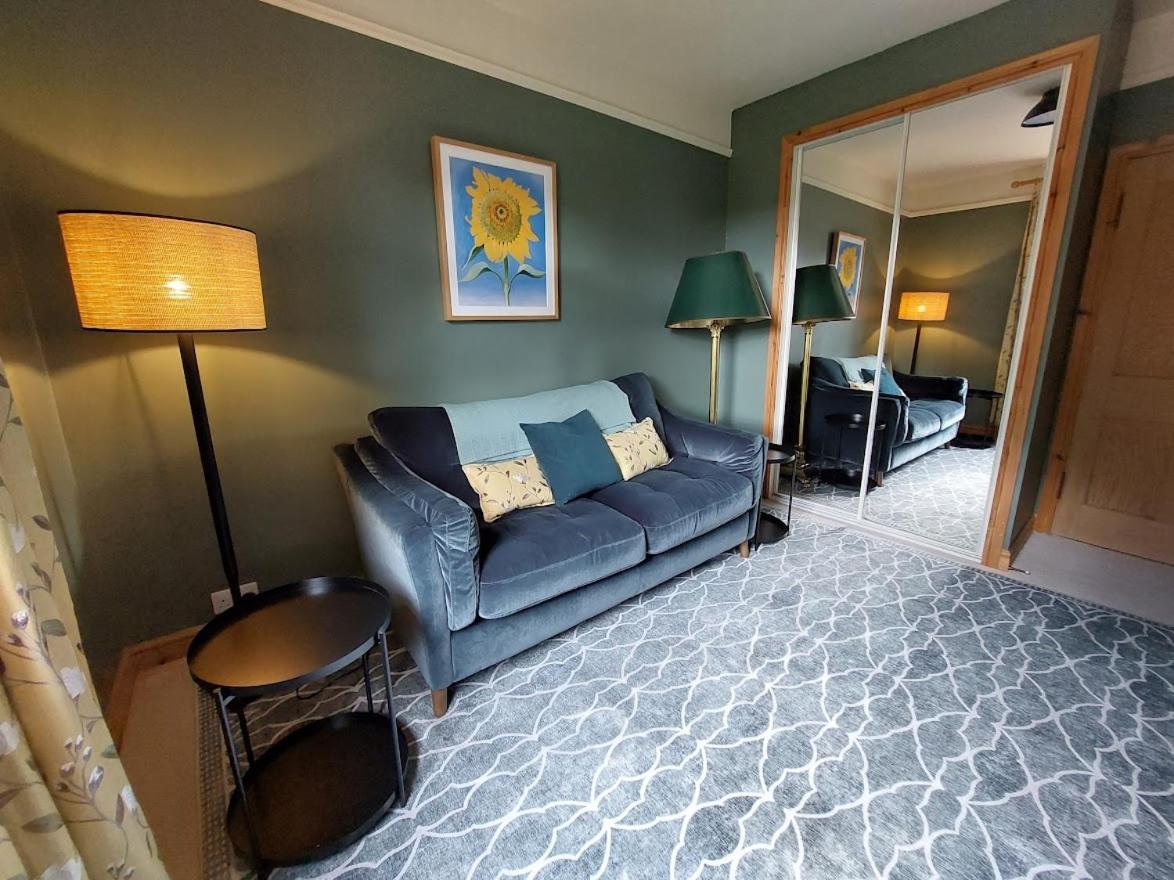 Cosy Flat In Innerleithen Esterno foto